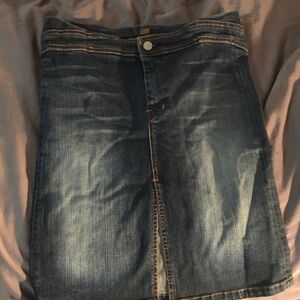 7 For All Mankind Dark Blue Denim Skirt with Orange Stitching size 27
